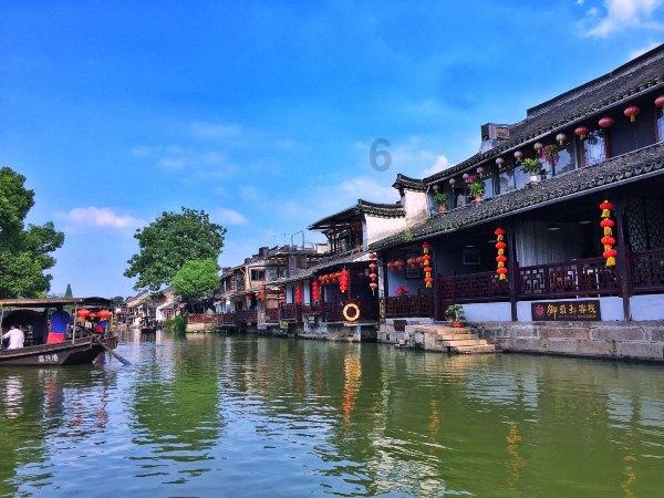 杭海城际：志愿服务队助力春运乘客便捷出行